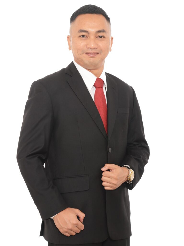 ANDRE ANDIKA ADHIGUNA, S.Mn., MA.