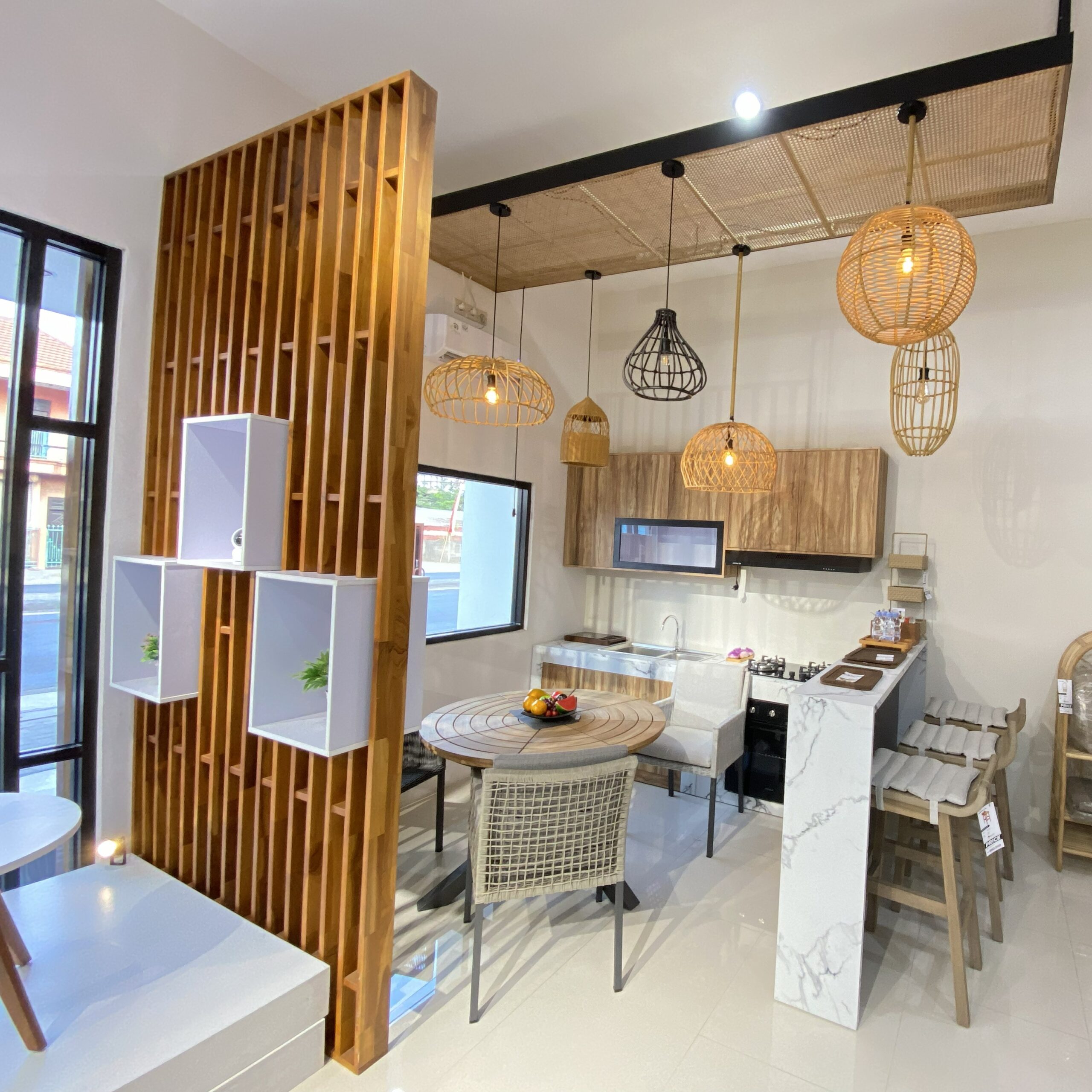 Interior & Loose Furniture